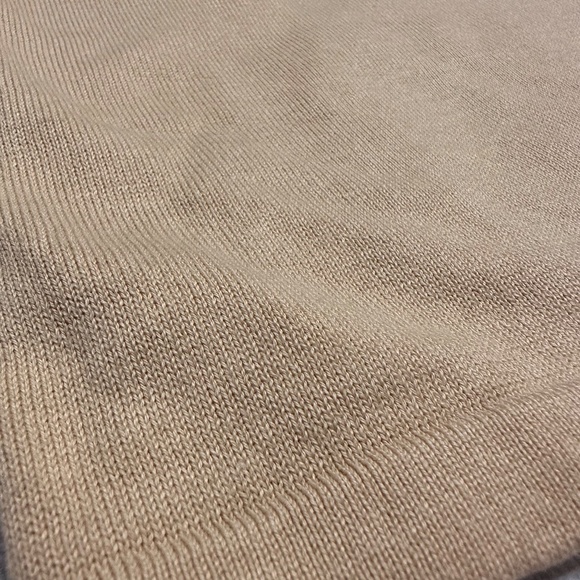 Laura Plus: Women's Turtleneck Sleeveless Plus-Size Sweater - Picture 5 of 5